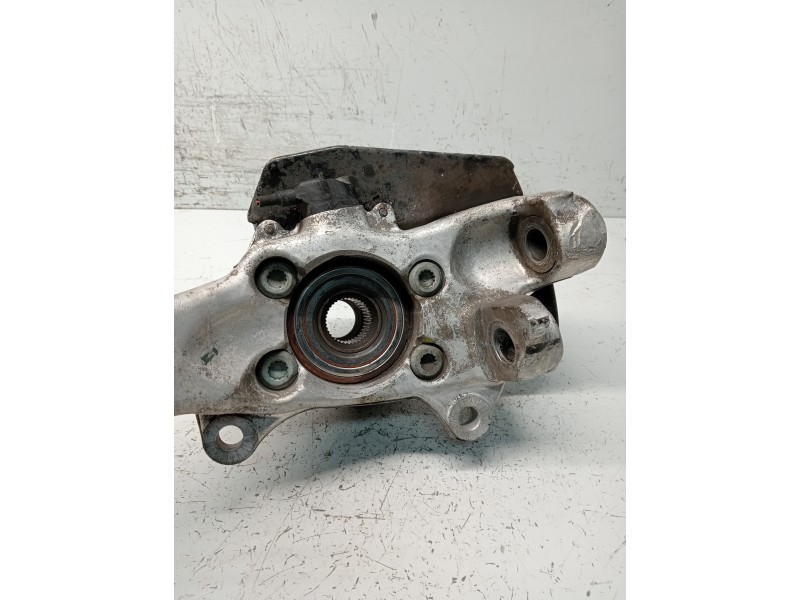 Recambio de mangueta delantera izquierda para audi s6 berlina (4b4) referencia OEM IAM   