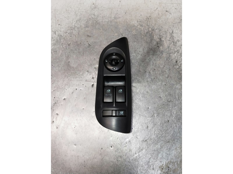 Recambio de mando elevalunas delantero izquierdo para hyundai coupe (gk) referencia OEM IAM 935702C500  