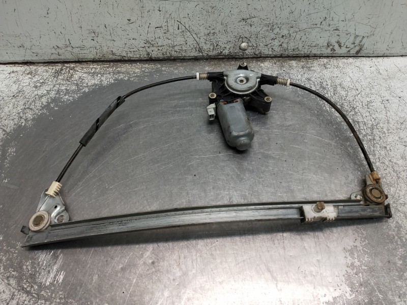 Recambio de elevalunas delantero derecho para peugeot 405 berlina referencia OEM IAM   