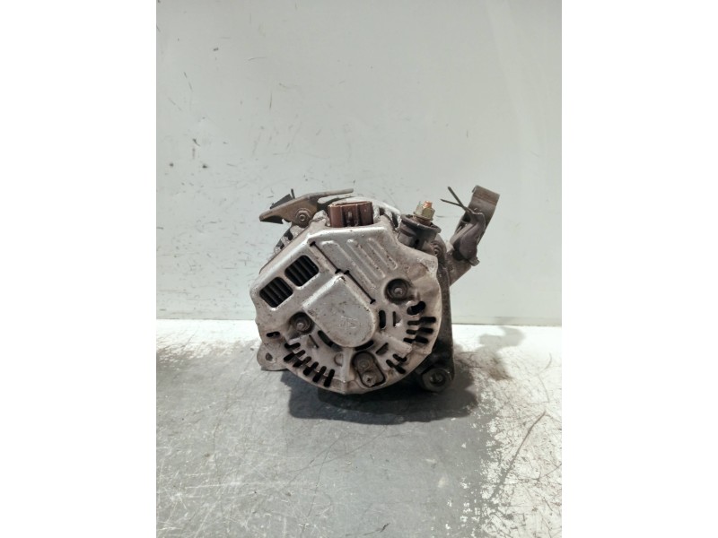 Recambio de alternador para toyota rav 4 (a2) referencia OEM IAM 2706028110 1022112120 