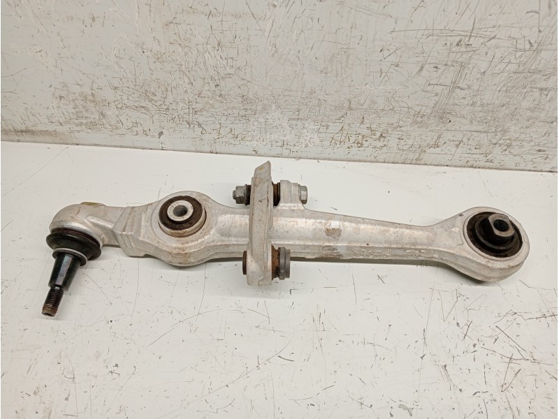 Recambio de brazo suspension inferior delantero izquierdo para audi s6 berlina (4b4) referencia OEM IAM   