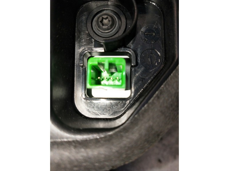 Recambio de piloto trasero derecho interior para jaguar f-pace referencia OEM IAM HK8315K272AA  