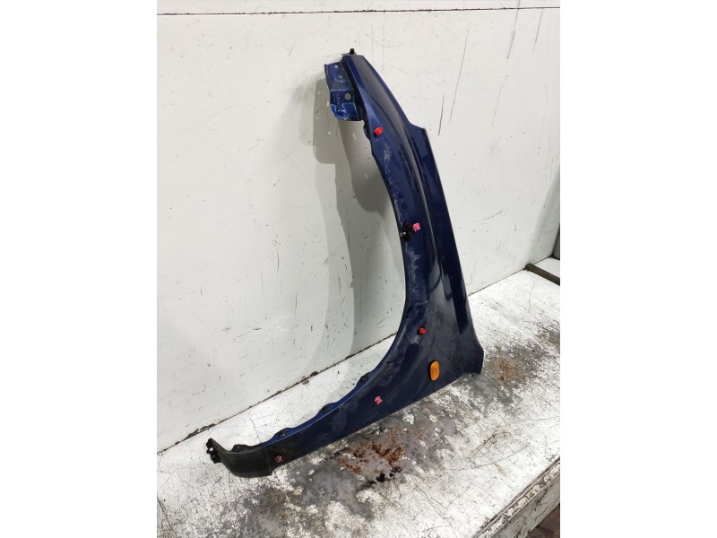Recambio de aleta delantera izquierda para toyota rav 4 (a2) referencia OEM IAM   