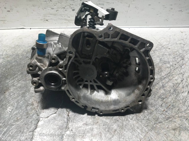 Recambio de caja cambios para hyundai elantra (xd) 1.6 16v cat referencia OEM IAM JY1873 775723 