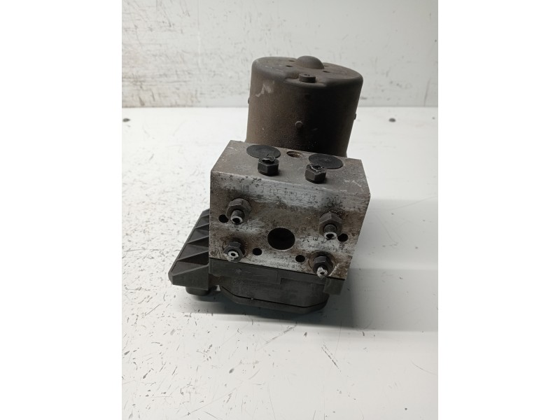 Recambio de abs para audi s6 berlina (4b4) referencia OEM IAM 0265202401 8E0614111T 