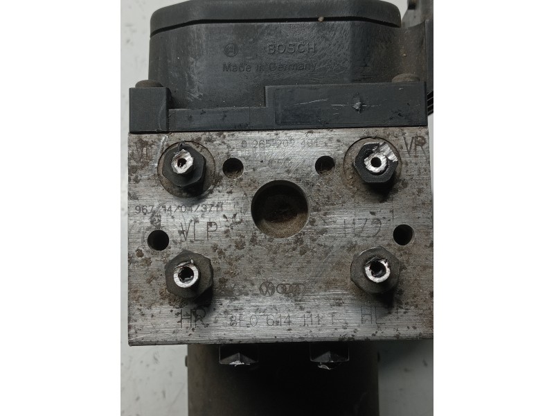 Recambio de abs para audi s6 berlina (4b4) referencia OEM IAM 0265202401 8E0614111T 