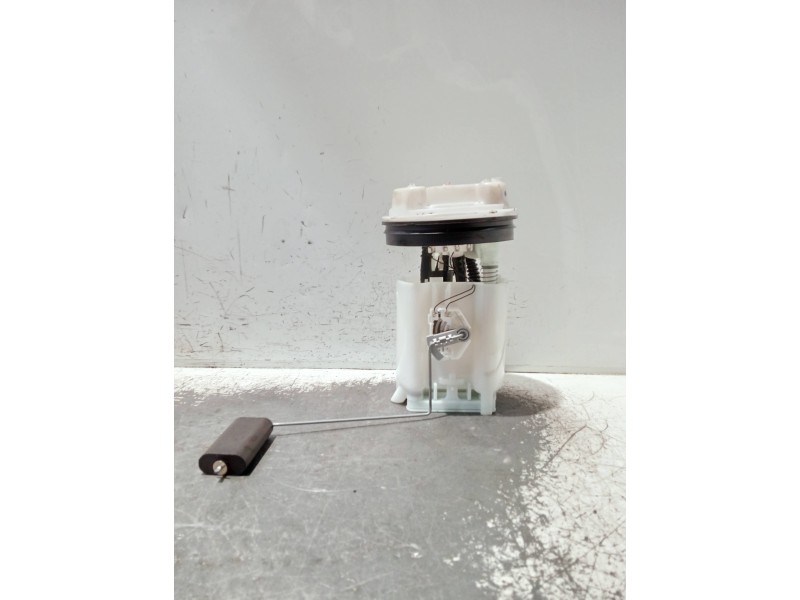 Recambio de bomba combustible para volvo s40 berlina referencia OEM IAM 0986580313  