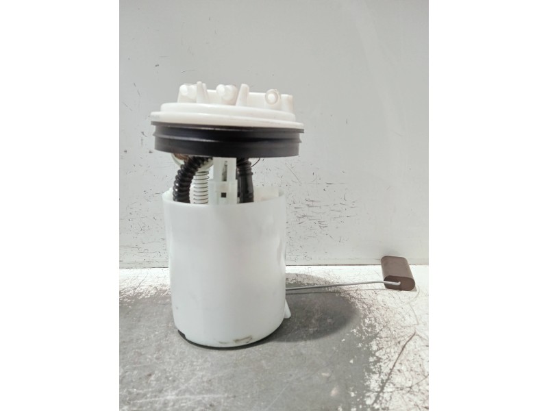 Recambio de bomba combustible para volvo s40 berlina referencia OEM IAM 0986580313  