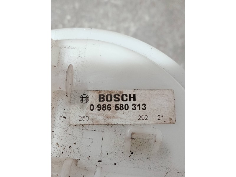 Recambio de bomba combustible para volvo s40 berlina referencia OEM IAM 0986580313  