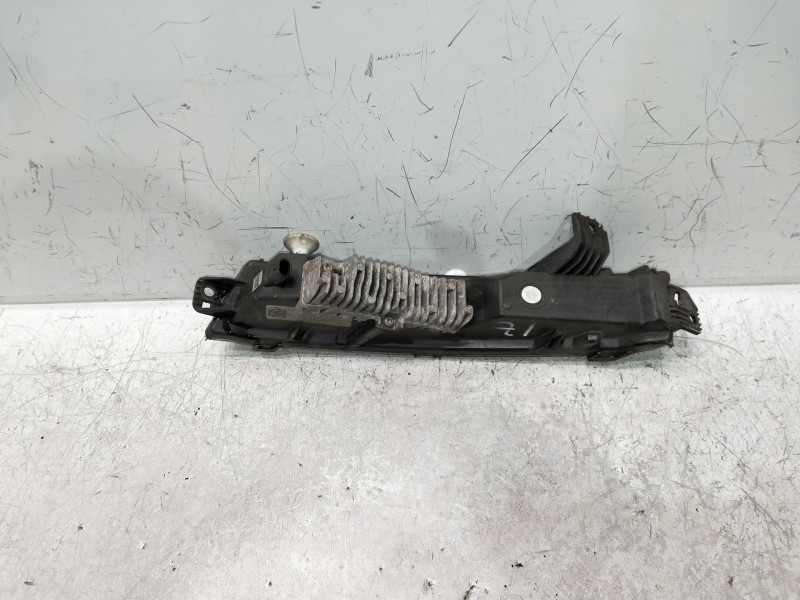 Recambio de faro antiniebla izquierdo para jaguar f-pace referencia OEM IAM HK8315201AF 10581010000  Recambio de faro antiniebla izquierdo para jaguar f-pace referencia OEM IAM HK8315201AF 10581010000