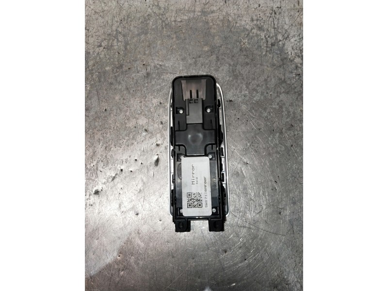 Recambio de mando elevalunas delantero izquierdo para jaguar f-pace referencia OEM IAM SWI7138MF00F  5P