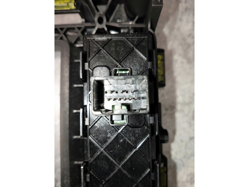 Recambio de mando multifuncion para jaguar f-pace referencia OEM IAM GX7319F211PB 18030210096X  Recambio de mando multifuncion para jaguar f-pace referencia OEM IAM GX7319F211PB 18030210096X