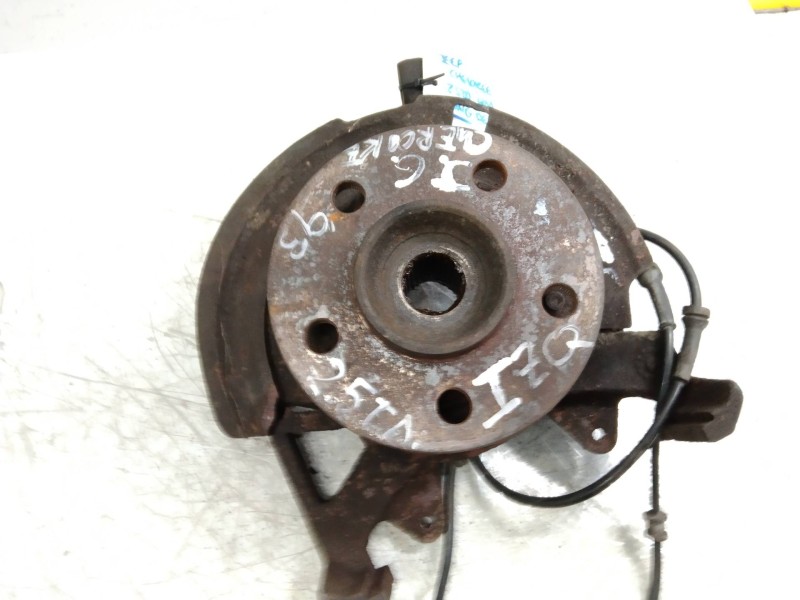 Recambio de mangueta delantera izquierda para jeep cherokee (xj) 2.5 td referencia OEM IAM    Recambio de mangueta delantera izquierda para jeep cherokee (xj) 2.5 td referencia OEM IAM