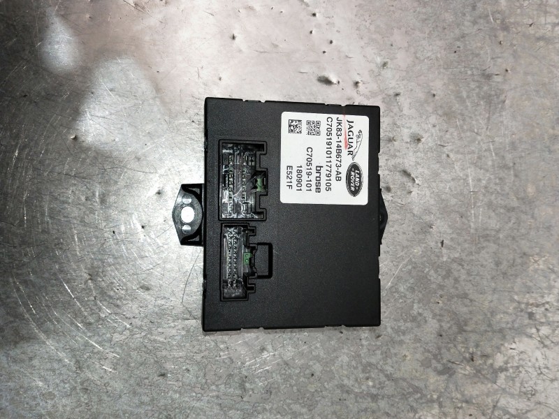 Recambio de modulo electronico para jaguar f-pace referencia OEM IAM JK8317B673AB C70519101 