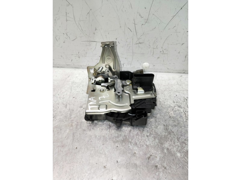 Recambio de motor cierre centralizado trasero izquierdo para jaguar f-pace referencia OEM IAM GX6A26413CB C37735102 5P