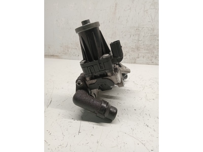 Recambio de valvula egr para jaguar f-pace referencia OEM IAM G4D39D475AD 704924130 5027643201 Recambio de valvula egr para jaguar f-pace referencia OEM IAM G4D39D475AD 704924130 5027643201