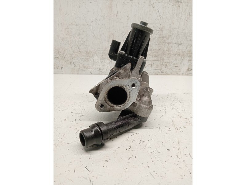 Recambio de valvula egr para jaguar f-pace referencia OEM IAM G4D39D475AD 704924130 5027643201 Recambio de valvula egr para jaguar f-pace referencia OEM IAM G4D39D475AD 704924130 5027643201