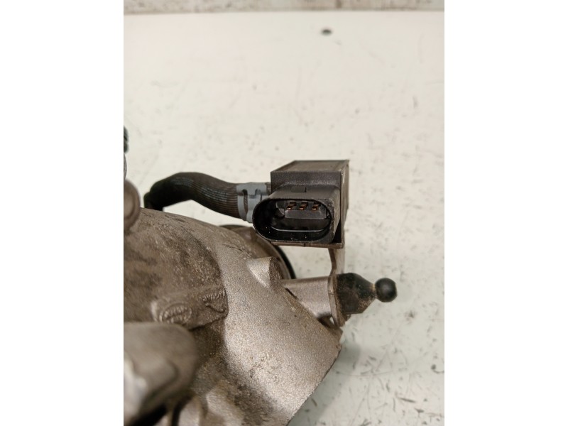 Recambio de valvula egr para jaguar f-pace referencia OEM IAM G4D35H273AC 704923130  Recambio de valvula egr para jaguar f-pace referencia OEM IAM G4D35H273AC 704923130