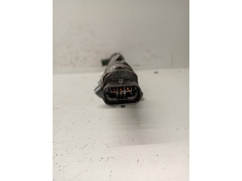 Recambio de rampa inyectora para jaguar f-pace referencia OEM IAM 0445214332 G4D39D280AA  Recambio de rampa inyectora para jaguar f-pace referencia OEM IAM 0445214332 G4D39D280AA