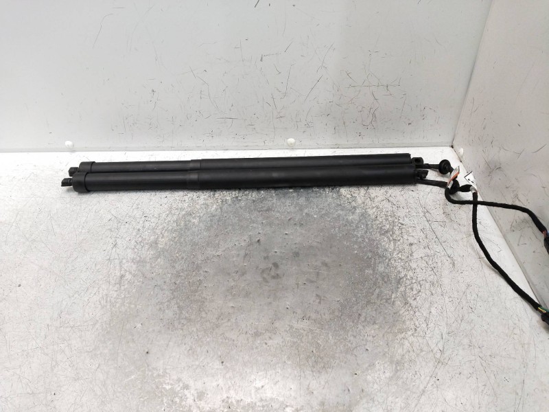 Recambio de amortiguadores maletero / porton para jaguar f-pace referencia OEM IAM HK8370354AC 20180320082423  Recambio de amortiguadores maletero / porton para jaguar f-pace referencia OEM IAM HK8370354AC 20180320082423