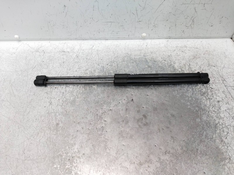 Recambio de amortiguadores capo para jaguar f-pace referencia OEM IAM HK8316C826AA 4440800150N  Recambio de amortiguadores capo para jaguar f-pace referencia OEM IAM HK8316C826AA 4440800150N