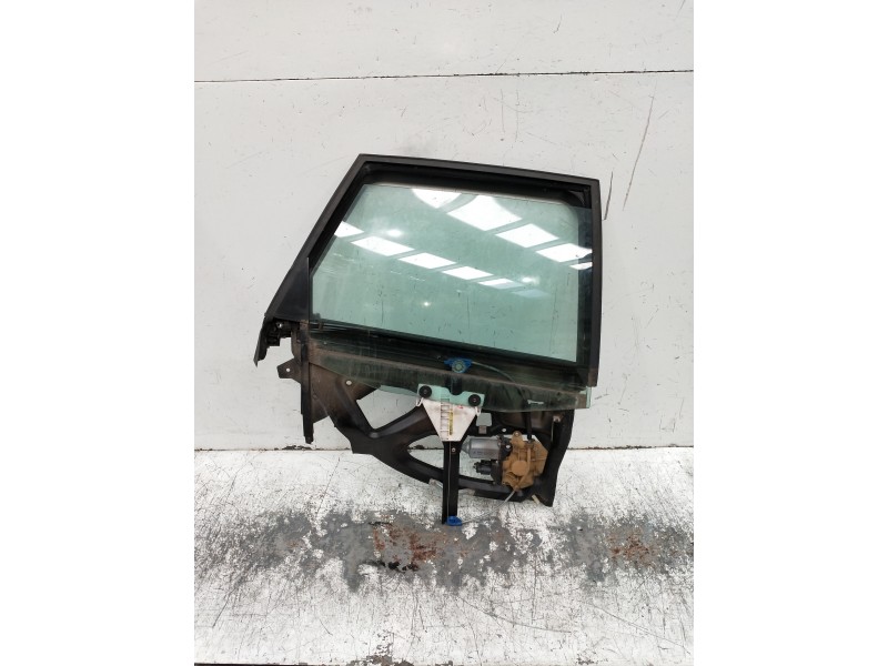 Recambio de elevalunas trasero derecho para audi a3 (8l) referencia OEM IAM 8L4839754  