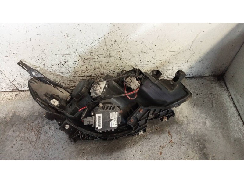 Recambio de faro izquierdo para subaru forester s12 xs classic referencia OEM IAM   XENON