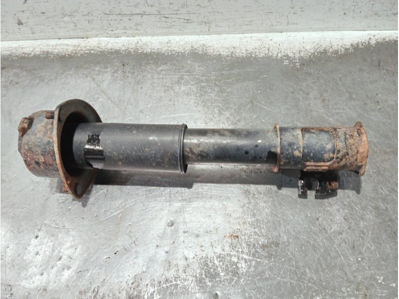 Recambio de amortiguador delantero derecho para suzuki grand vitara 5 puertas sq (ft) referencia OEM IAM 4160165D10  