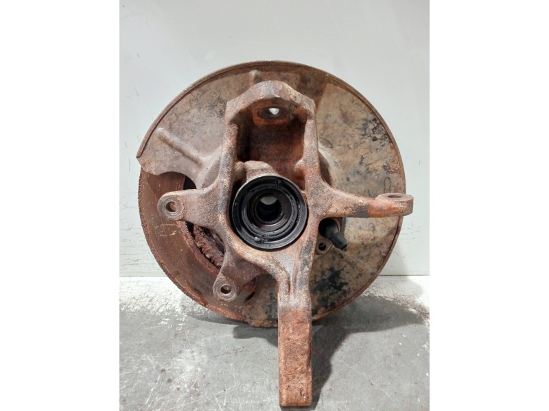 Recambio de mangueta delantera derecha para suzuki grand vitara 5 puertas sq (ft) referencia OEM IAM   