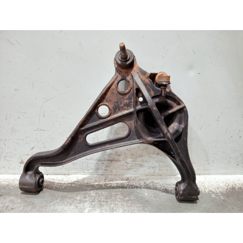 Recambio de brazo suspension inferior delantero izquierdo para suzuki grand vitara 5 puertas sq (ft) referencia OEM IAM   