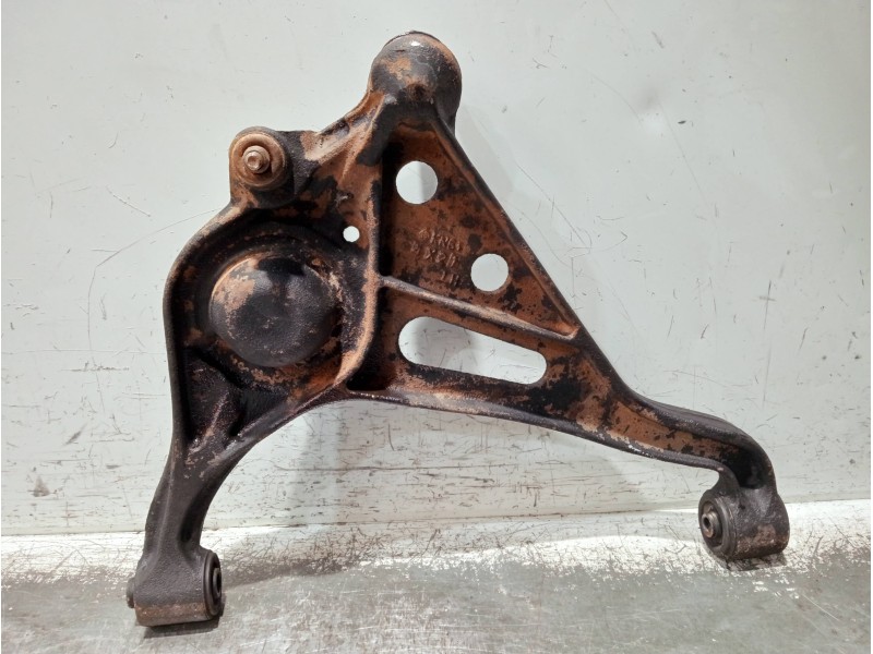 Recambio de brazo suspension inferior delantero izquierdo para suzuki grand vitara 5 puertas sq (ft) referencia OEM IAM   
