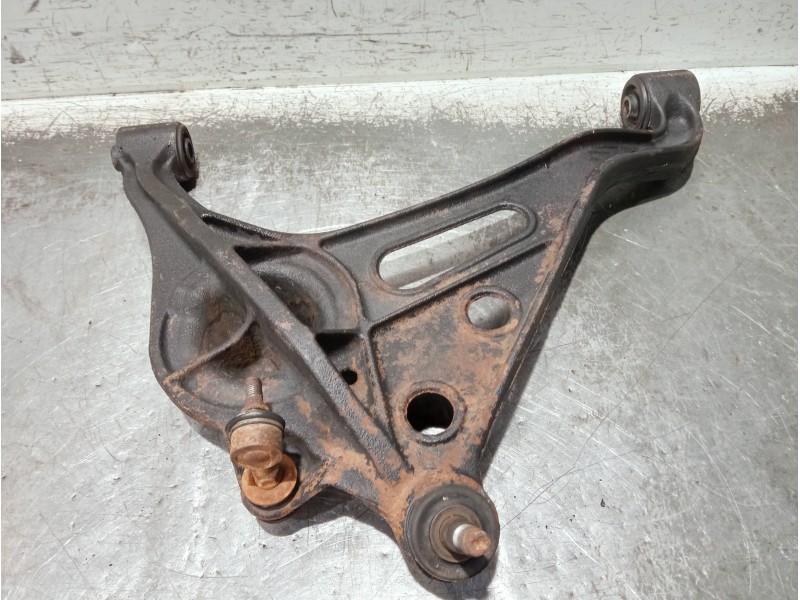 Recambio de brazo suspension inferior delantero izquierdo para suzuki grand vitara 5 puertas sq (ft) referencia OEM IAM   