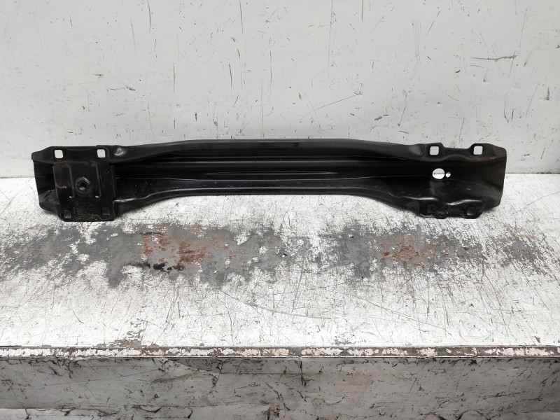 Recambio de refuerzo paragolpes trasero para jaguar f-pace referencia OEM IAM    Recambio de refuerzo paragolpes trasero para jaguar f-pace referencia OEM IAM