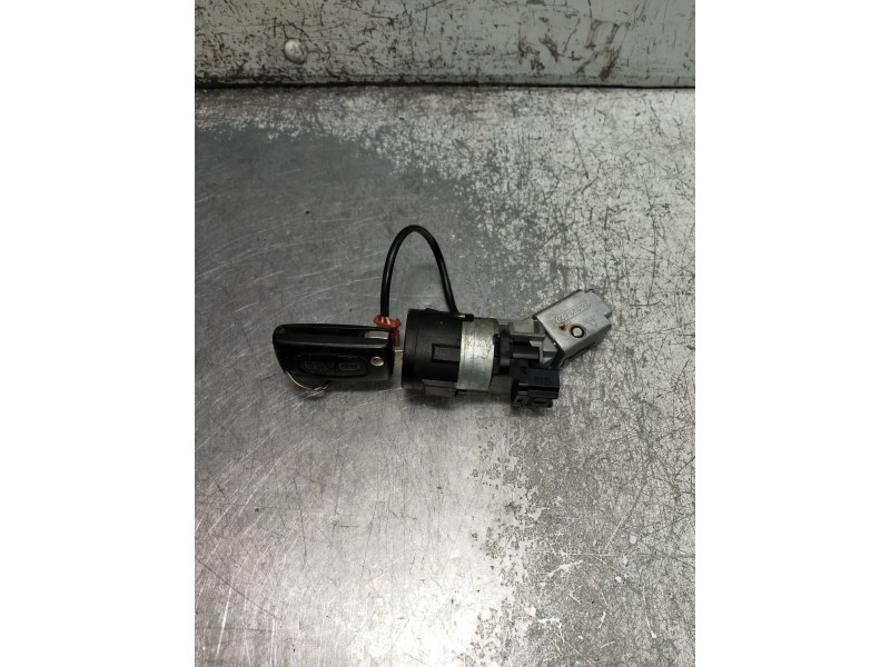 Recambio de conmutador de arranque para peugeot 207 1.6 hdi referencia OEM IAM 36393600  
