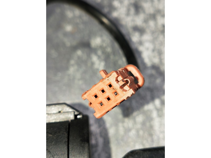 Recambio de conmutador de arranque para peugeot 207 1.6 hdi referencia OEM IAM 36393600  