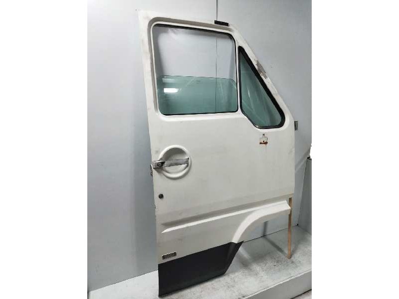 Recambio de puerta delantera derecha para renault b 120.65 sofim referencia OEM IAM B120  