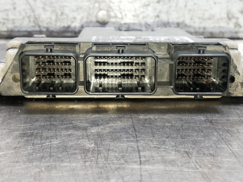 Recambio de centralita motor uce para peugeot 207 1.6 hdi referencia OEM IAM 0281012467 9662212480 