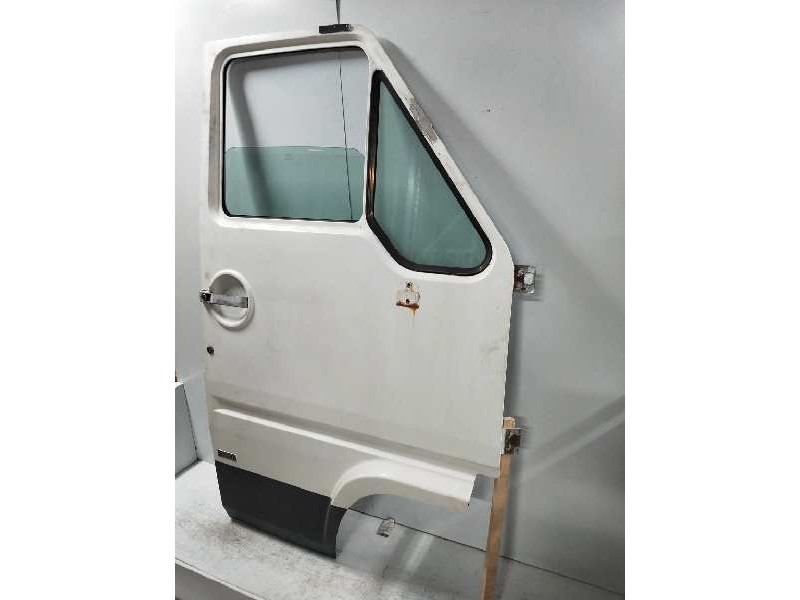 Recambio de puerta delantera derecha para renault b 120.65 sofim referencia OEM IAM B120  