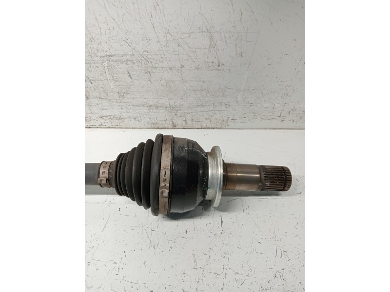 Recambio de transmision trasera izquierda para jaguar f-pace referencia OEM IAM HK834K139AA   Recambio de transmision trasera izquierda para jaguar f-pace referencia OEM IAM HK834K139AA