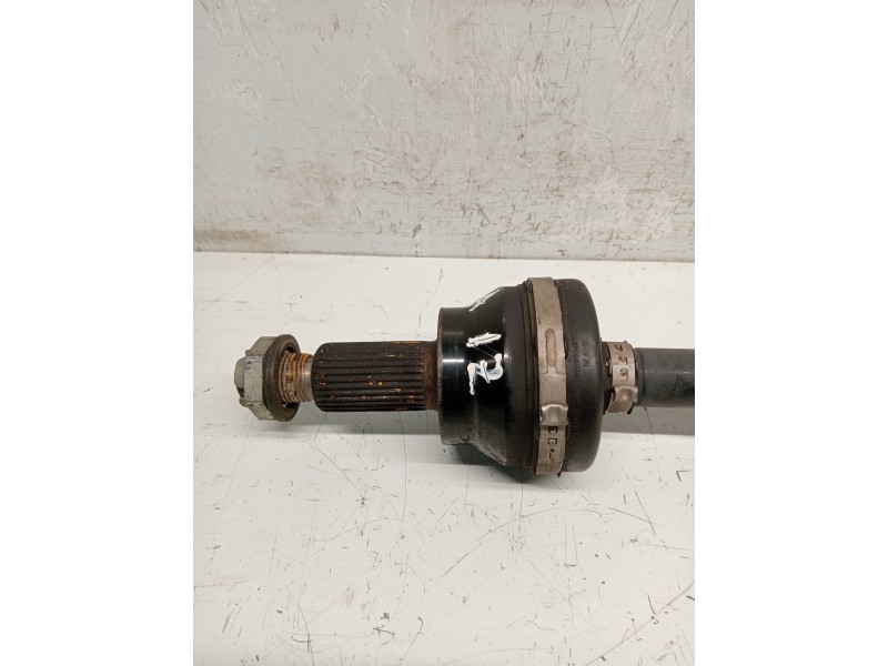 Recambio de transmision trasera izquierda para jaguar f-pace referencia OEM IAM HK834K139AA   Recambio de transmision trasera izquierda para jaguar f-pace referencia OEM IAM HK834K139AA