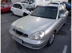 daewoo nubira berlina del año 2000