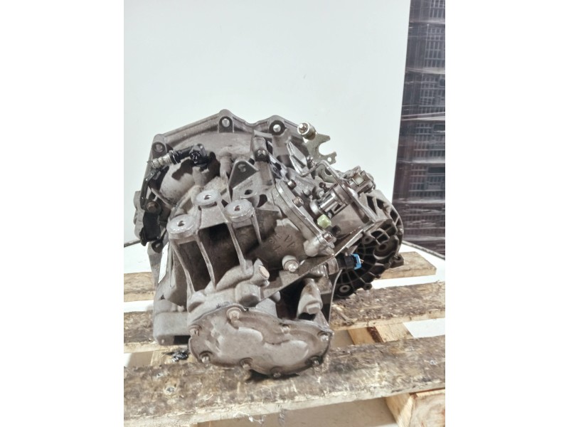 Recambio de caja cambios para opel astra h berlina referencia OEM IAM F23  5V