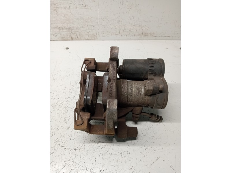 Recambio de pinza freno trasera derecha para jaguar f-pace referencia OEM IAM GX732K327BF   Recambio de pinza freno trasera derecha para jaguar f-pace referencia OEM IAM GX732K327BF