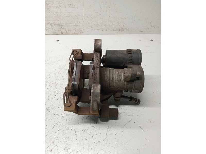 Recambio de pinza freno trasera derecha para jaguar f-pace referencia OEM IAM GX732K327BF   Recambio de pinza freno trasera derecha para jaguar f-pace referencia OEM IAM GX732K327BF