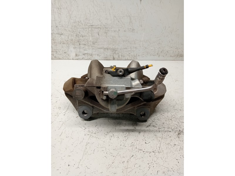 Recambio de pinza freno delantera izquierda para jaguar f-pace referencia OEM IAM    Recambio de pinza freno delantera izquierda para jaguar f-pace referencia OEM IAM