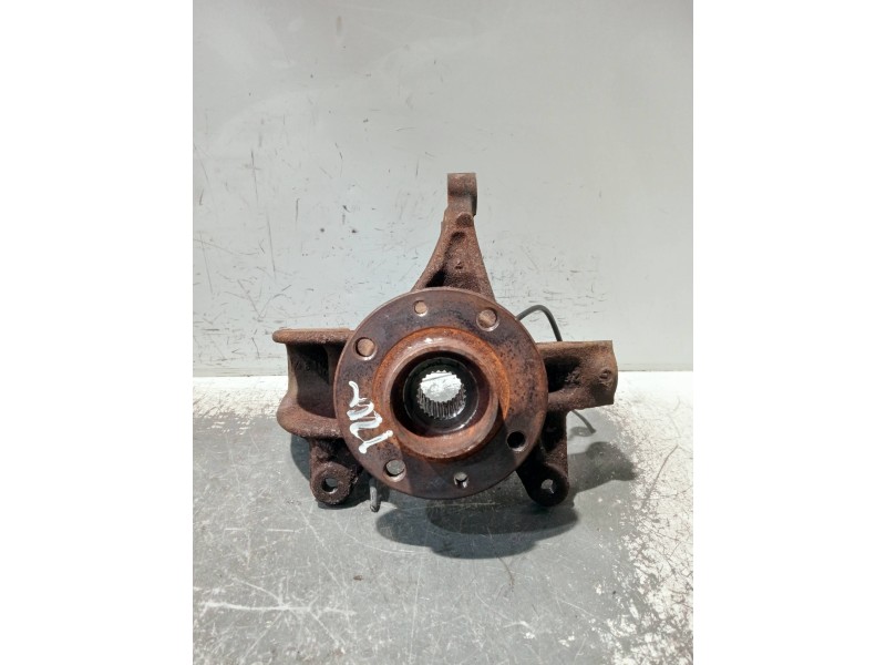 Recambio de mangueta delantera izquierda para renault megane ii berlina 5p referencia OEM IAM   