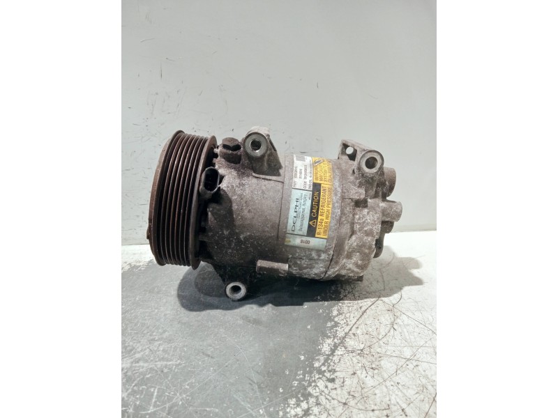 Recambio de compresor aire acondicionado para renault megane ii berlina 5p referencia OEM IAM 8200309193 01140018 