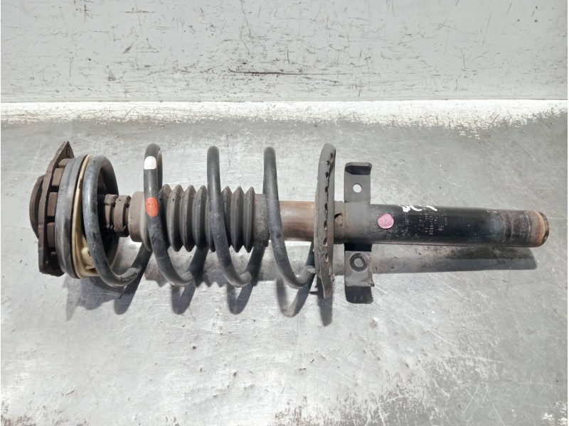 Recambio de amortiguador delantero derecho para renault megane ii berlina 5p referencia OEM IAM 8200335189 03061000656 