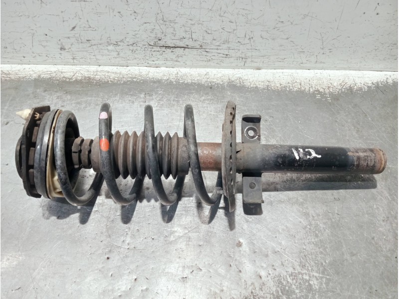 Recambio de amortiguador delantero izquierdo para renault megane ii berlina 5p referencia OEM IAM 8200335189 03061000656 