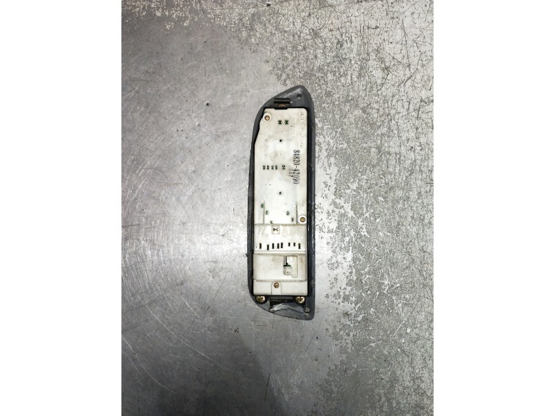 Recambio de mando elevalunas delantero izquierdo para toyota rav 4 (a2) referencia OEM IAM 8482042090  